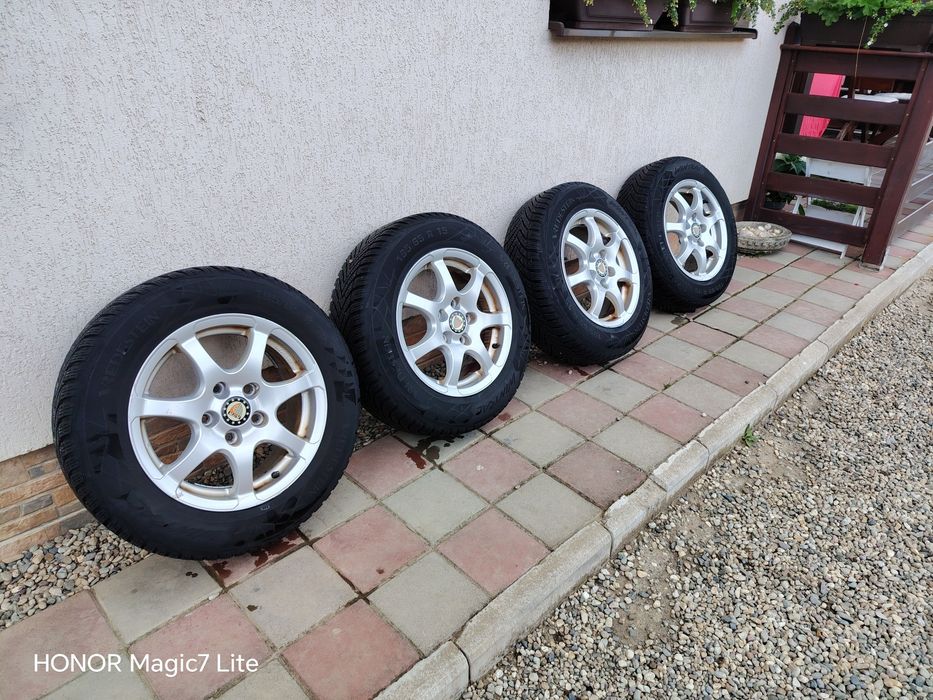 Jante aliaj R15 5x114,3 Renault Mazda + anvelope 195/65r15iarna