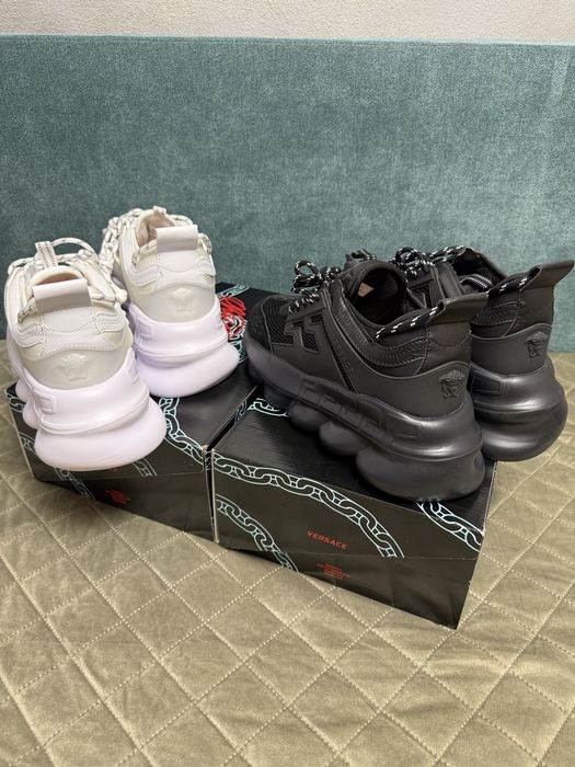 Versace Chain Reaction