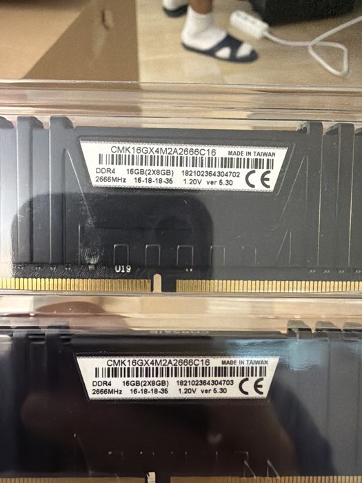 Corsair vengance lpx 2x8GB 2666mhz