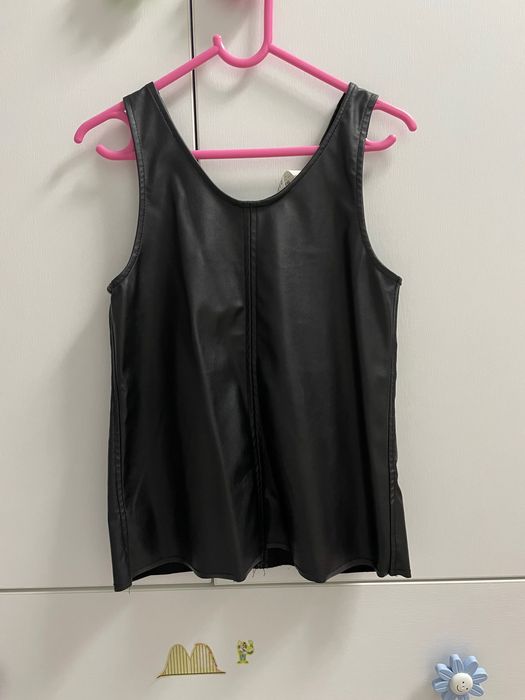 запазени дрехи за момиче 3-4 години