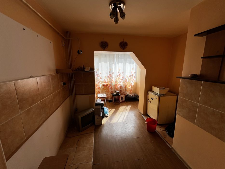 Apartament 2 camere de vânzare-Lupeni