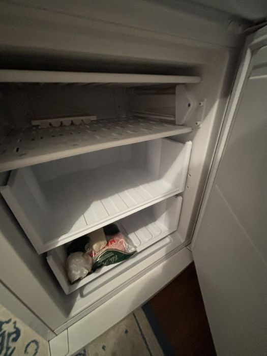 Холодильник для кухни