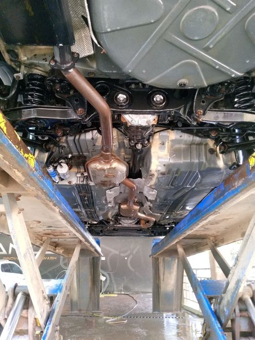 Продаётся автомобиль Мерседес Бенс 210