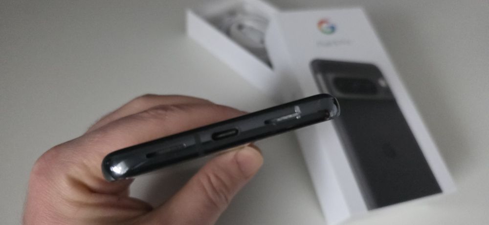 Telefon mobil Google Pixel 8Pro, 128GB, 12GB RAM, 5G, Obsidian