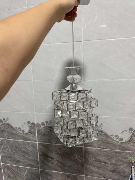 Продам люстру хорошего качества