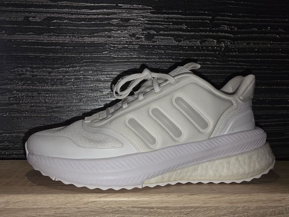 Adidas Boost albi de panza