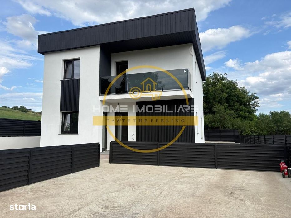 Casa Individuala  de vanzare - 8 km de Stadionul Emil Alexandrescu Cop