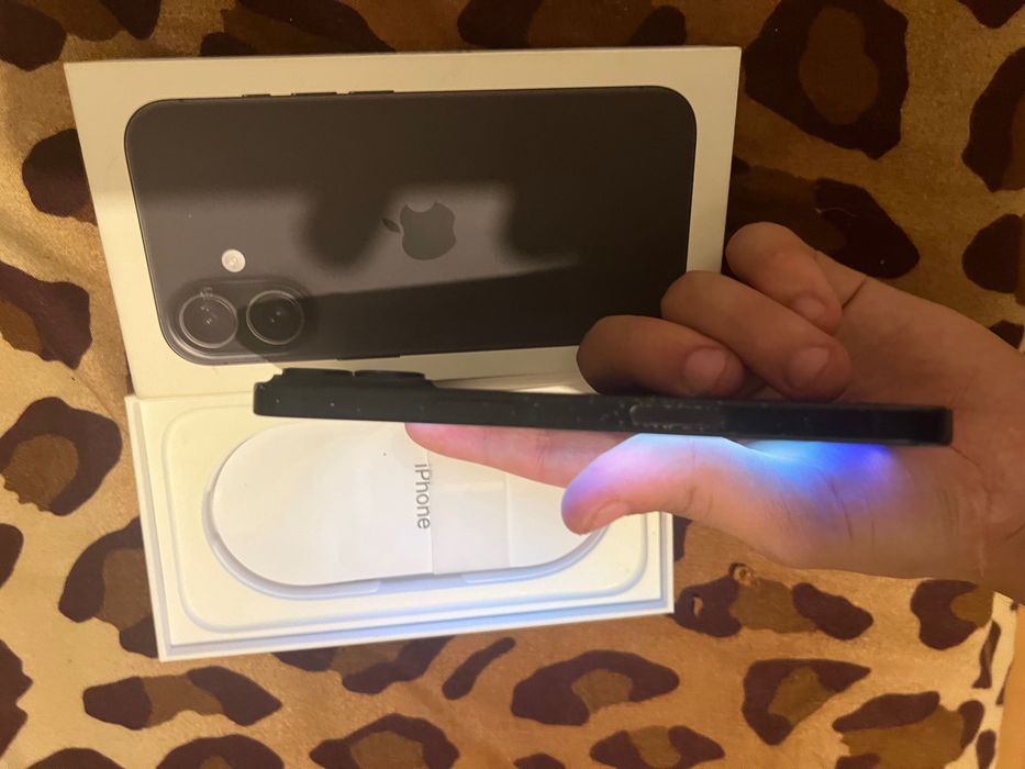 iPhone 16 128gb