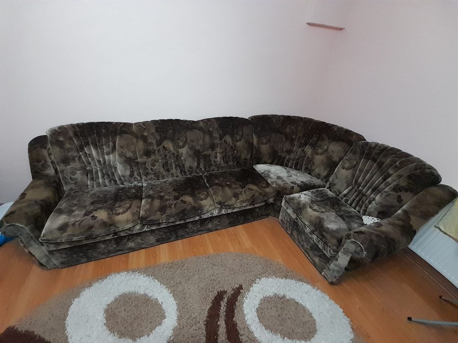 Vând colțar extensibil