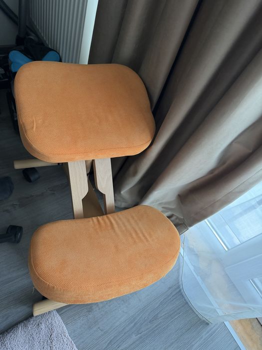Scaun ergonomic portocaliu