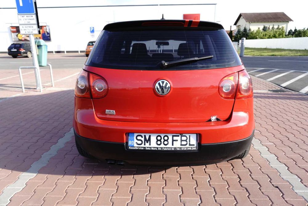 Volkswagen Golf V 2.0 TDI 140 CP 2006