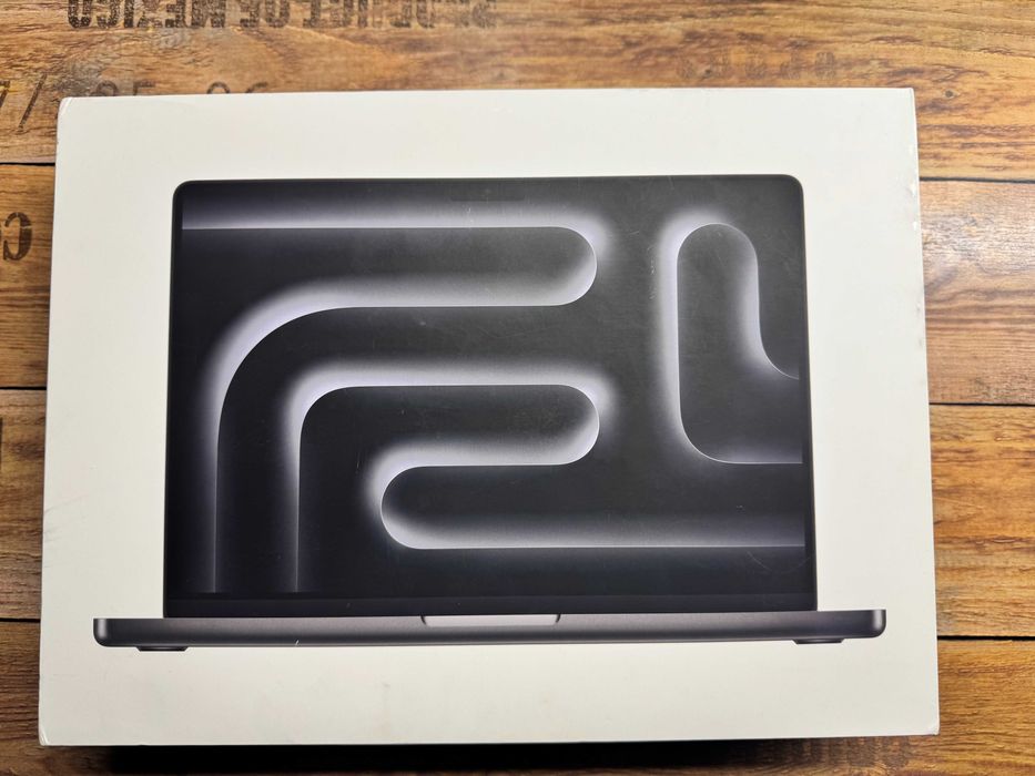 Apple MacBook Pro 14" M3 pro 11/ Core CPU/ 14-Core GPU/18GB RAM/ 512GB