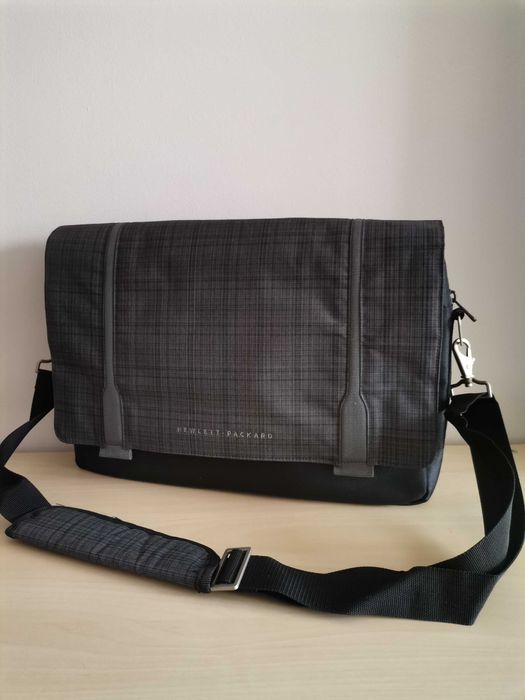 Бизнес чанта за лаптоп HP