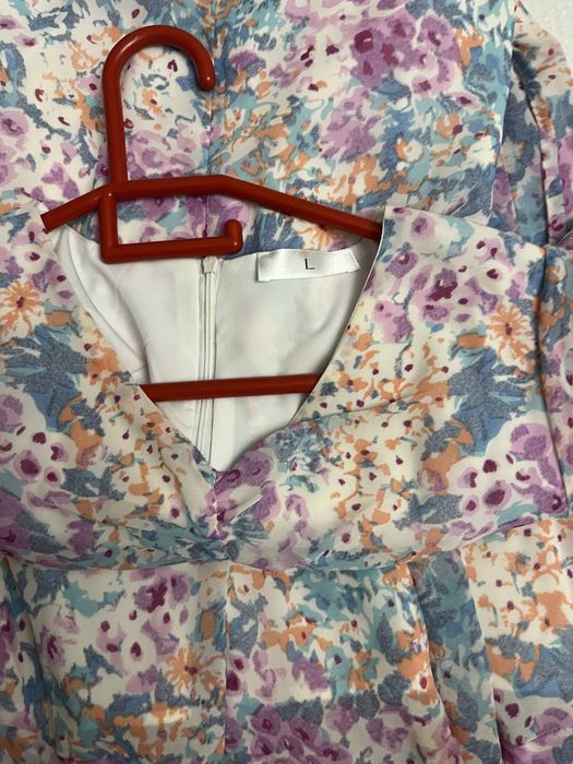 Продам очень красивые платья дешево!