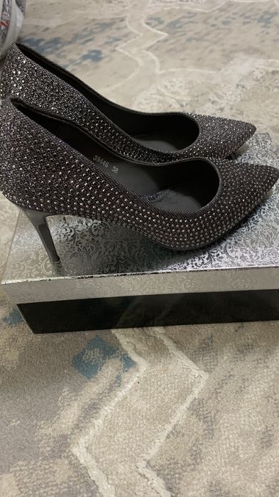 Туфли  и разные в отличном состоянии