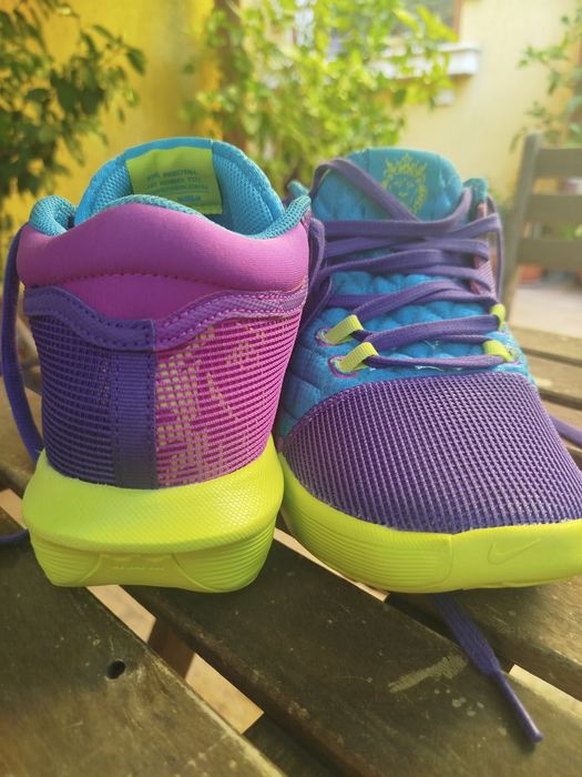 Nike basketball Witness LeBron James VIII măsură 38.5