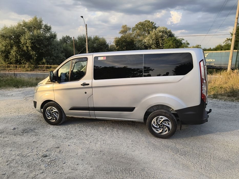 Ford transit custom microbuz 8+1