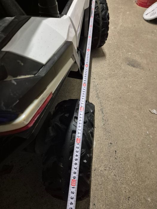 Продам Машинку электрический