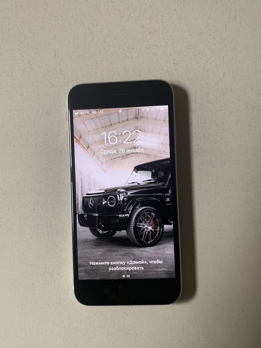 Iphone SE 2020, память 128 гб