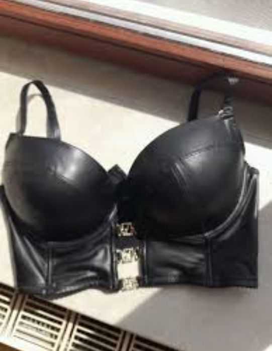 Дамски кожен сутиен-бюстие