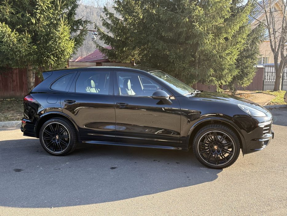 Porsche Cayenne packet GTS 3.0 Diesel