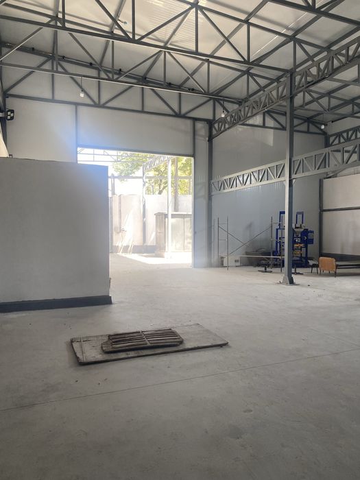 Помещение коммерческое   550м2  7 соток Чиланзар 25