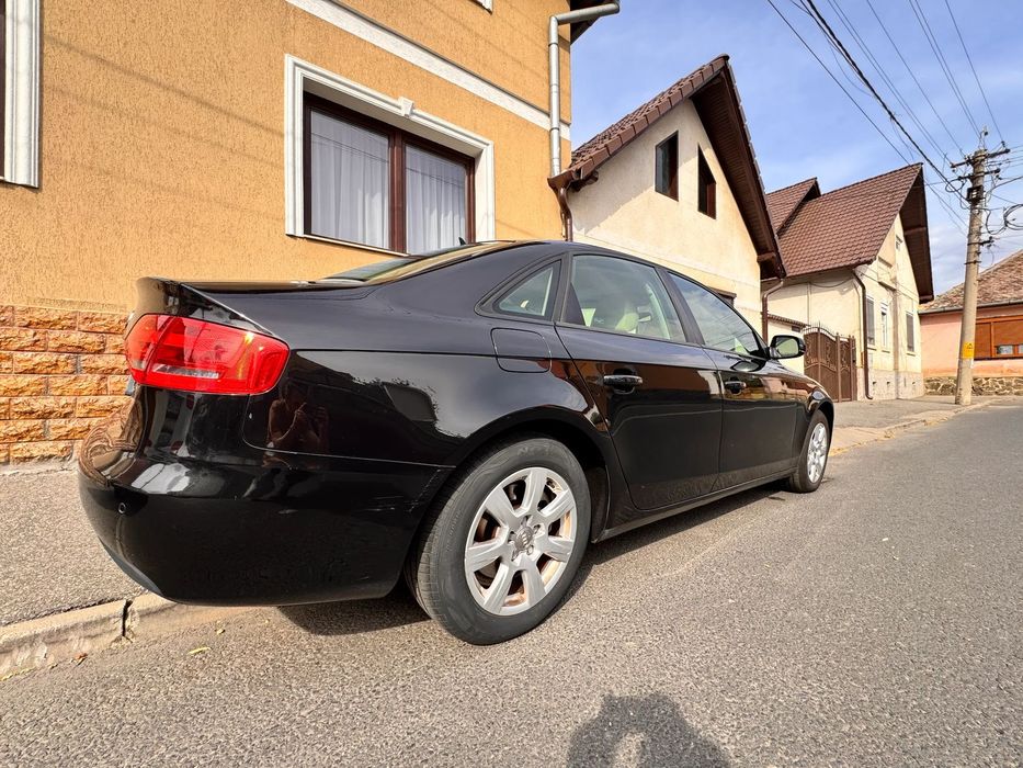 AUDI A4 2010 — imagine 4