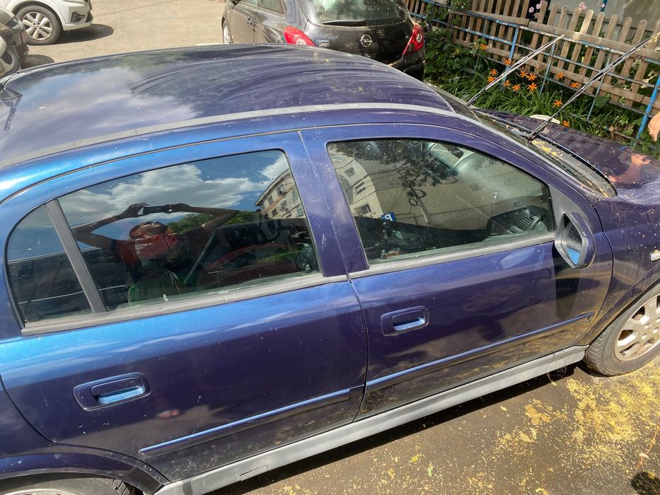 Vând Opel astea G