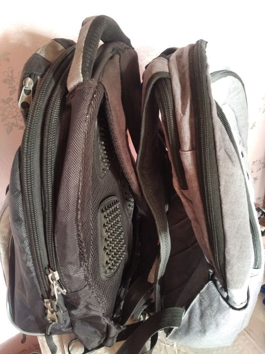 Продаю 2 - ва рюкзака