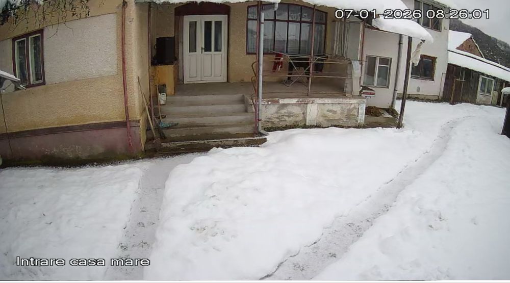 Vand casa la tara la 10 km de Dobra, proprietar