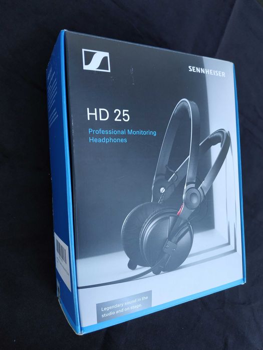 Диджейские наушники Sennheiser HD 25