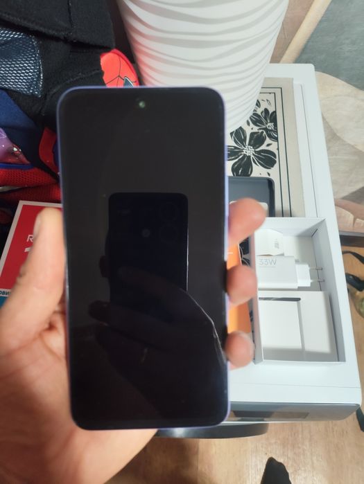 Продам смартфон redmi 15 8/256