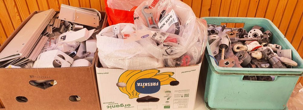 Piese marchize Thule, Fiamma,  LB , noi si folosite, toate la pachet