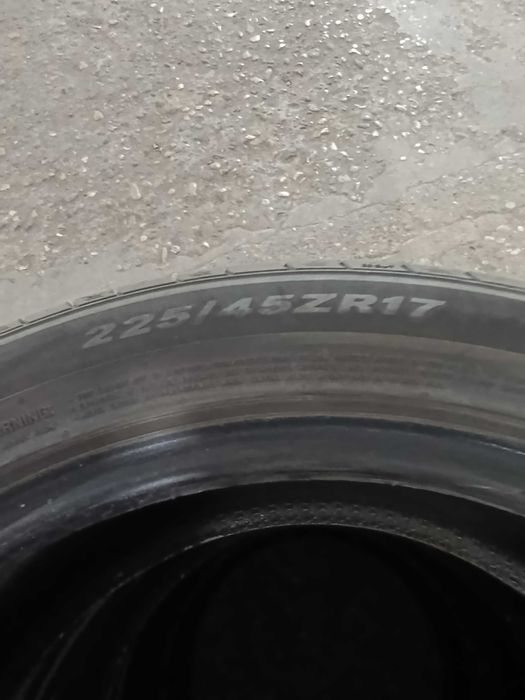 4бр. Летни Гуми Nexen  модел Nfera Sport 225/45 р 17