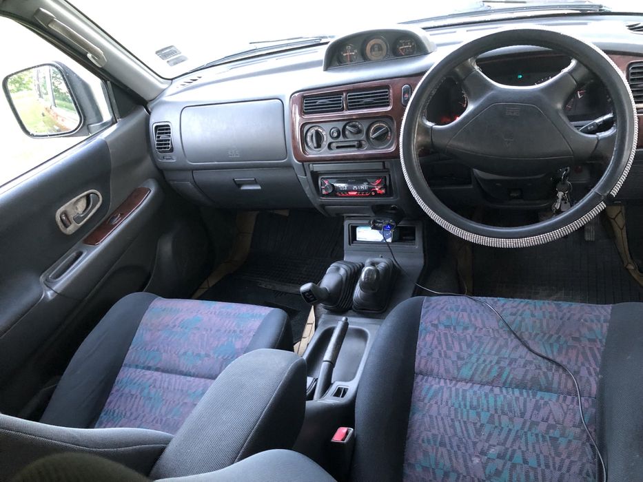 Vand mitsubishi sport  urgent