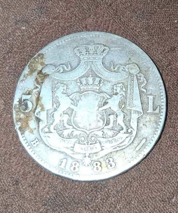 Cine este interesat de acest bănuț, este de vânzare!