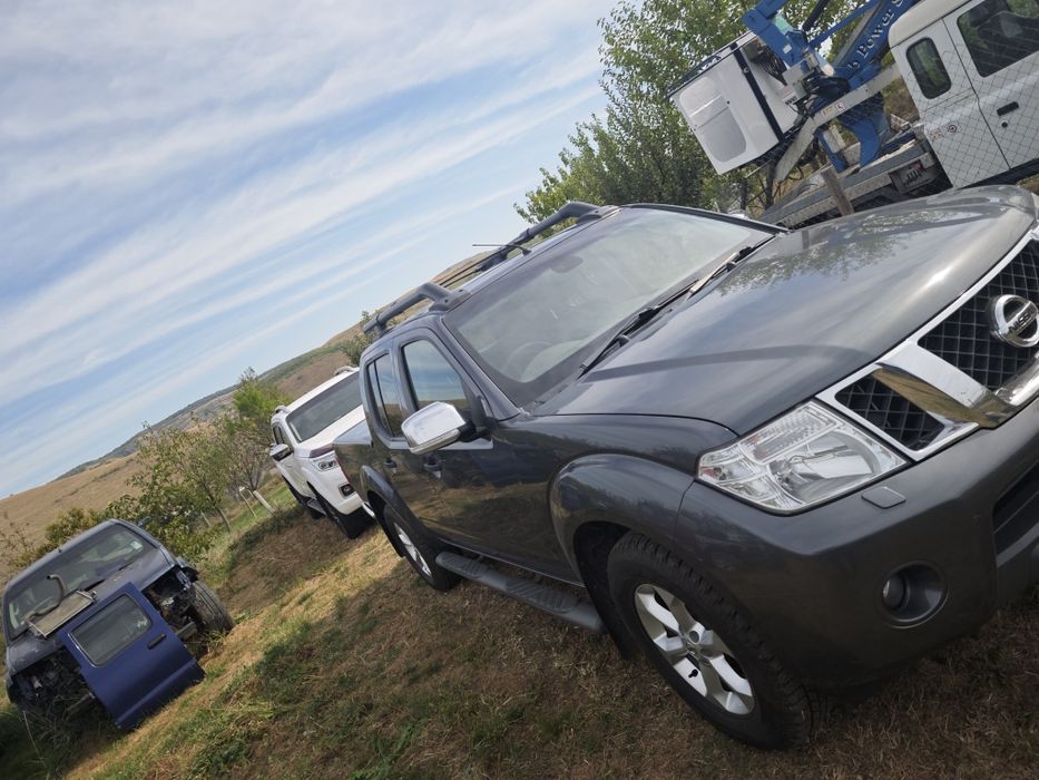 Maner usa spate oblon nissan navara pathfinder