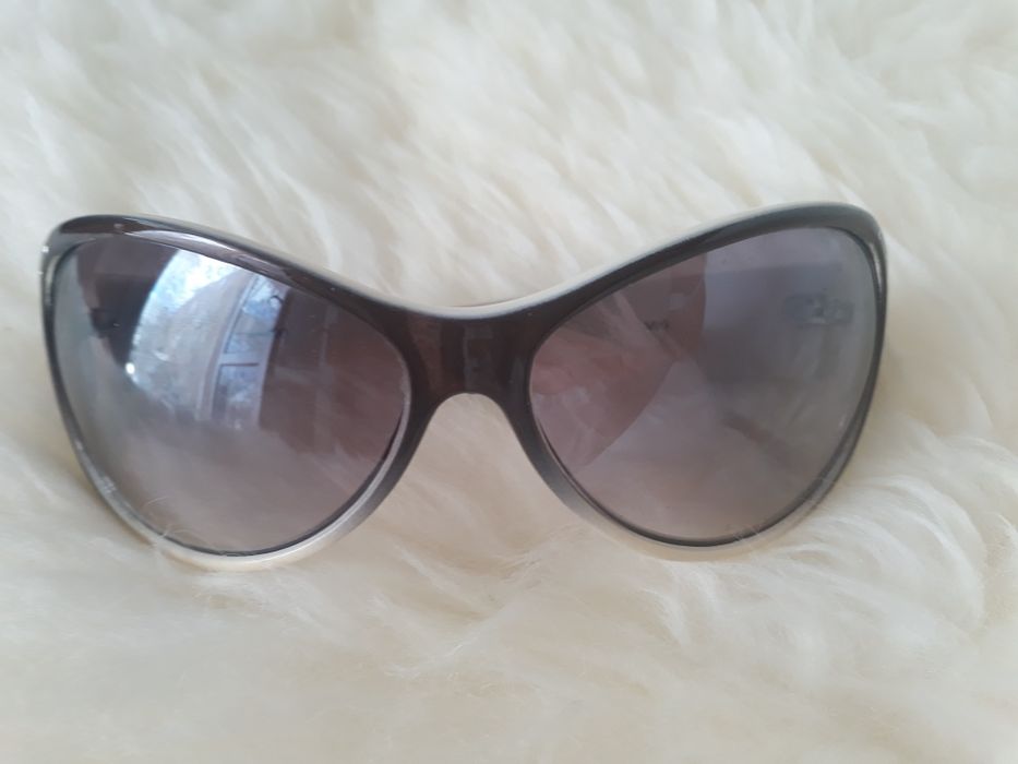 Намалени! Слънчеви очила различни видове