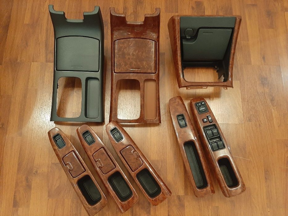 Продам Консоль пластик Toyota camry 30 / 35