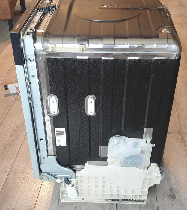 Вградена съдомиялна машина Gorenje GV64161 за части или ремонт