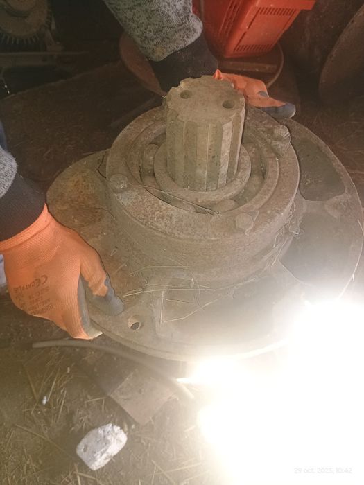 Vând piese U650 second