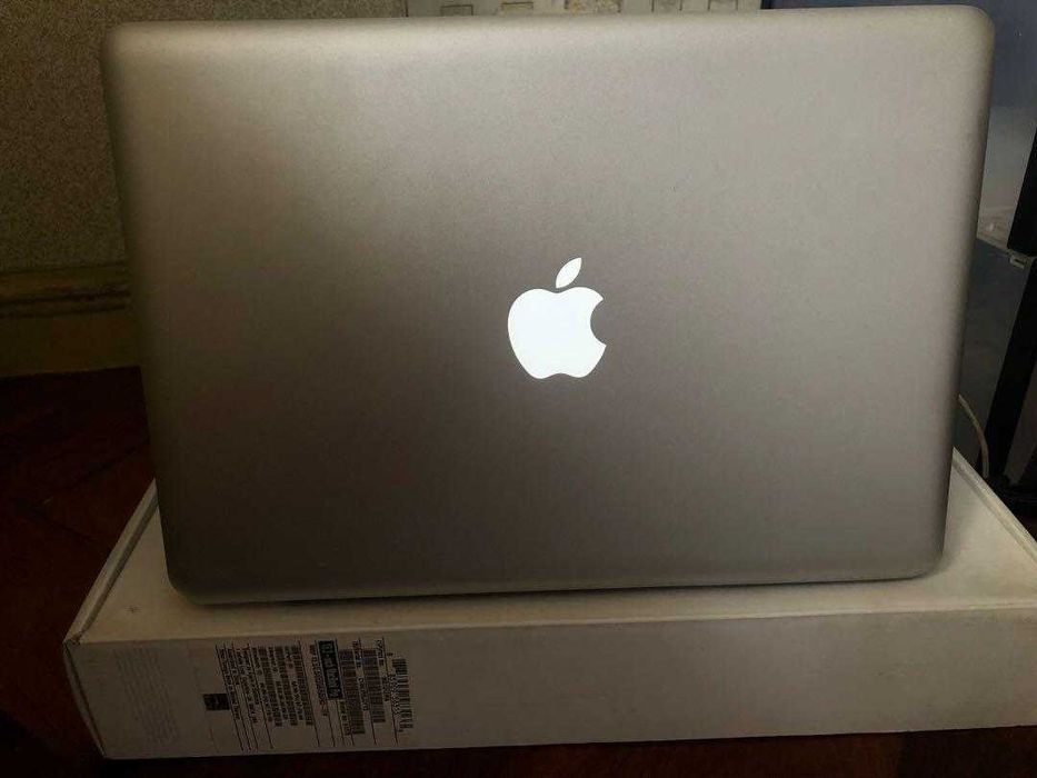 MacBook Pro Retina, 13-inch, Early 2015 + Magic Mouse 2