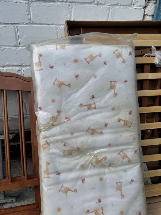 Продам детскую кровать