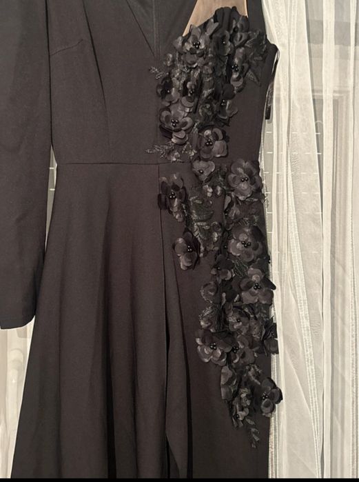 Salopeta neagra tip rochie