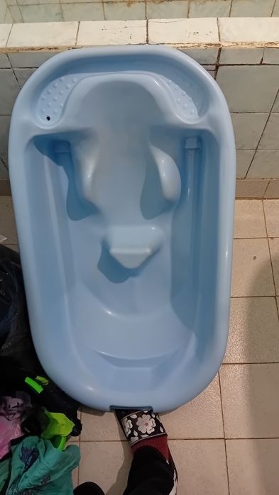 Продавам леген за къпане на бебе.