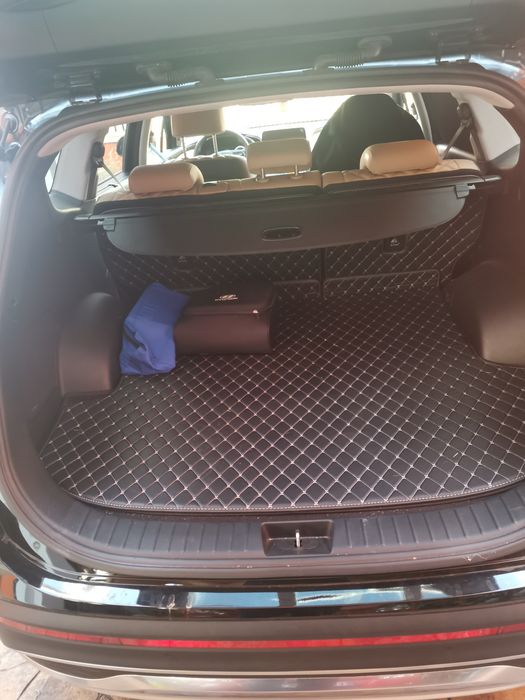 Hyundai Santa Fe Luxury Suv 4×4 pluig hibrid benzina 256 cp