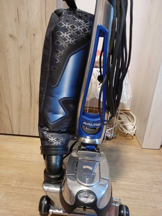 Vând aspirator Kirby Avalir cu toate accesoriile originale