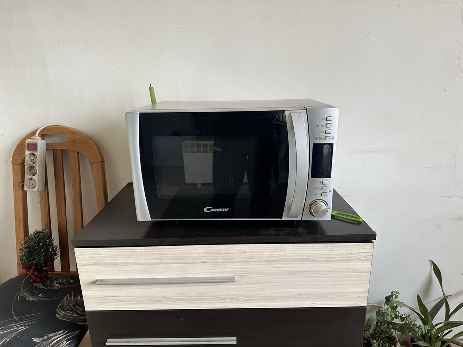 Микровълнова фурна Candy