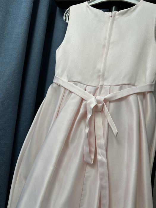 Платье на девочку 5-6 лет