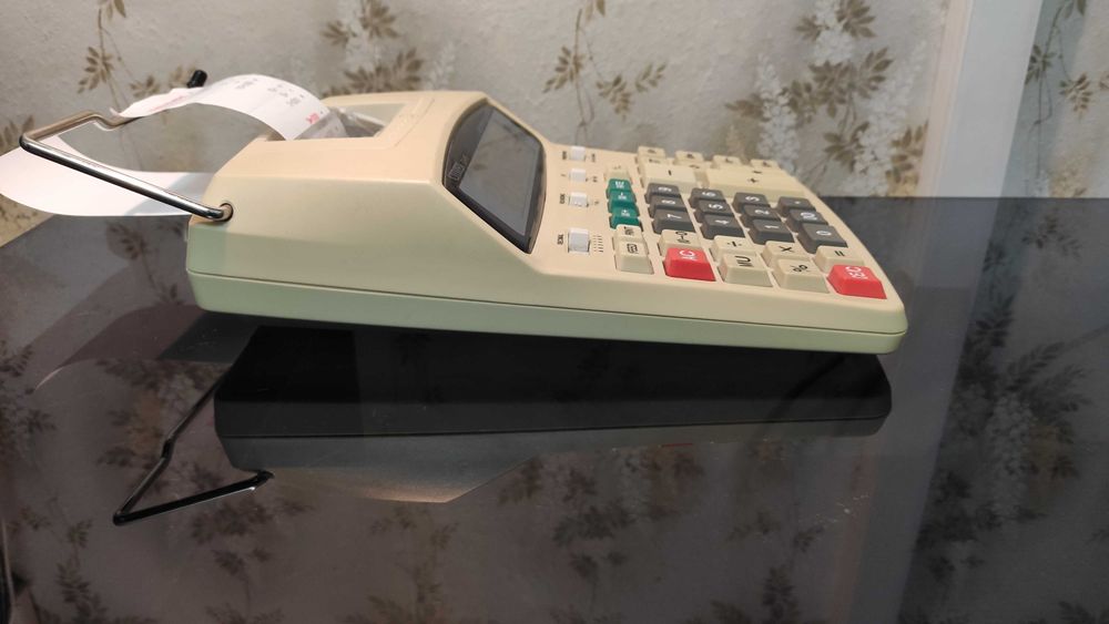 Citizen CX-85  печатающий калькулятор.